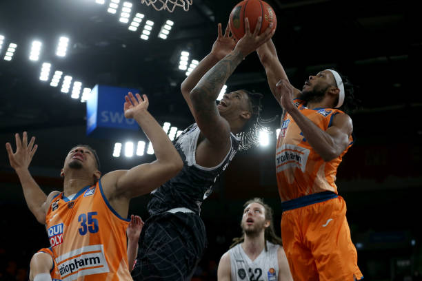 对决将继续 对决将继续